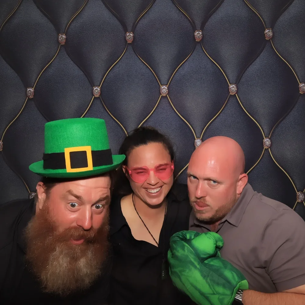  Mirror Booth Hire Gold Coast