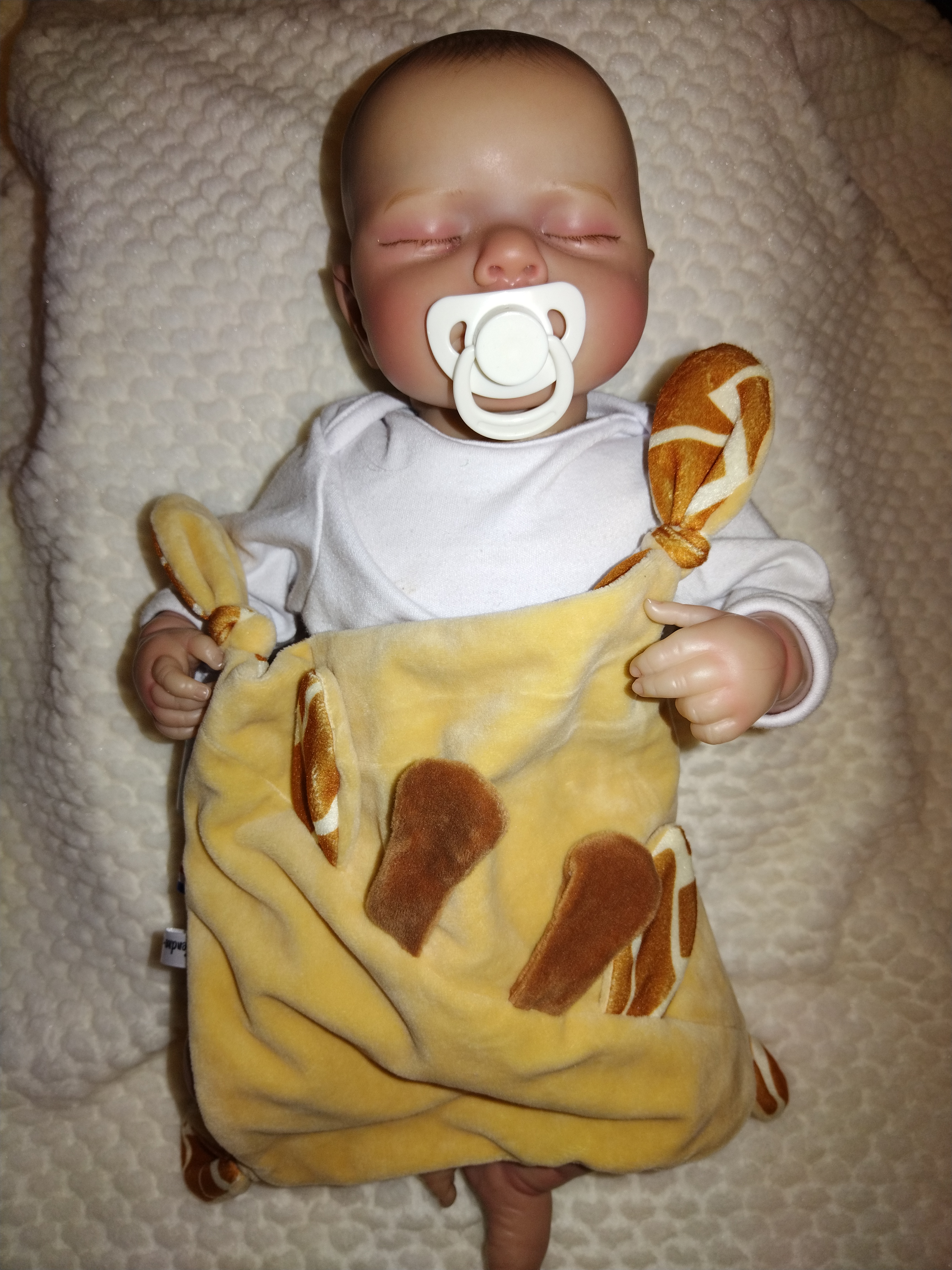 Tendre doudou girafon 