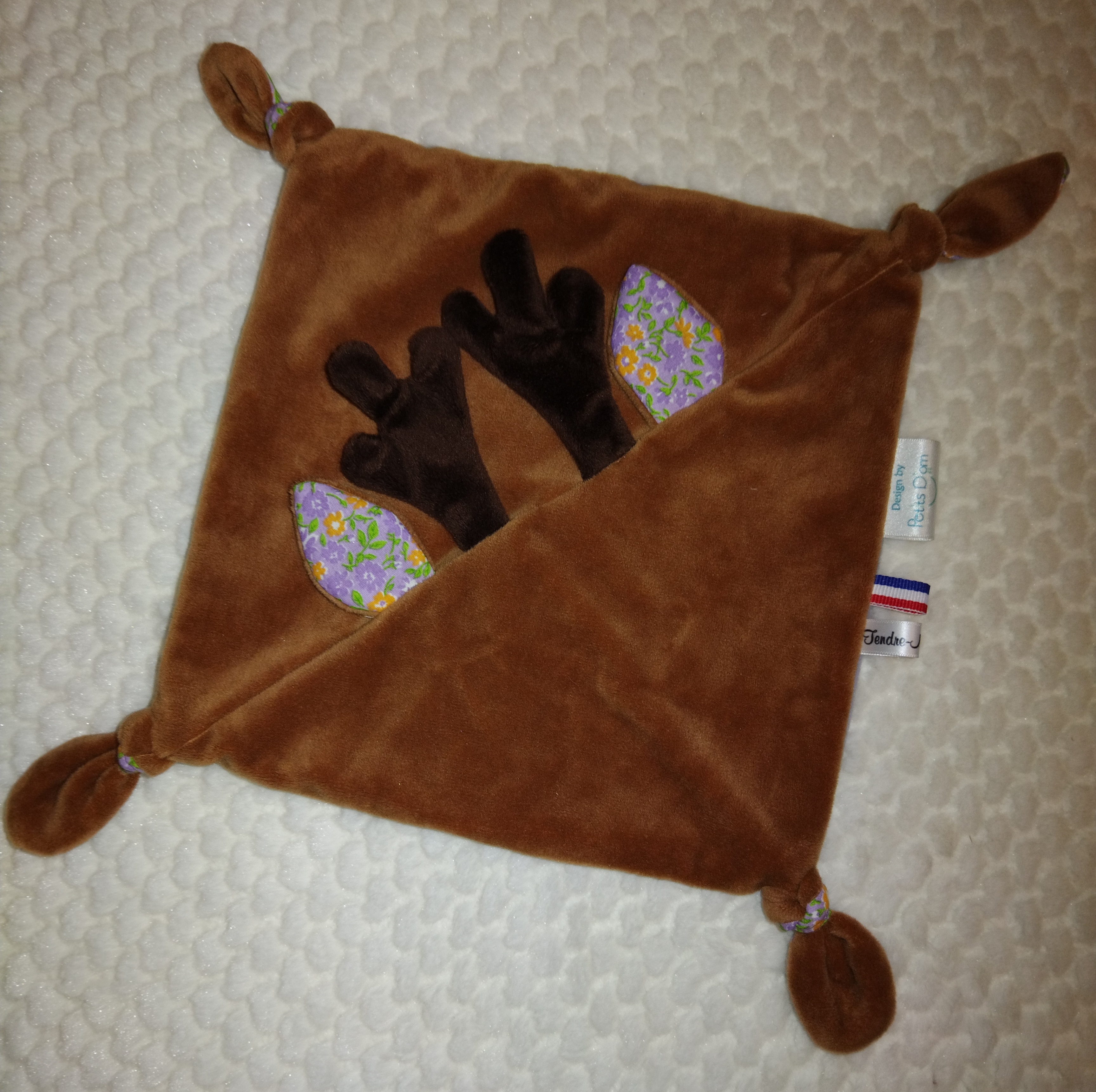 Tendre doudou cerf