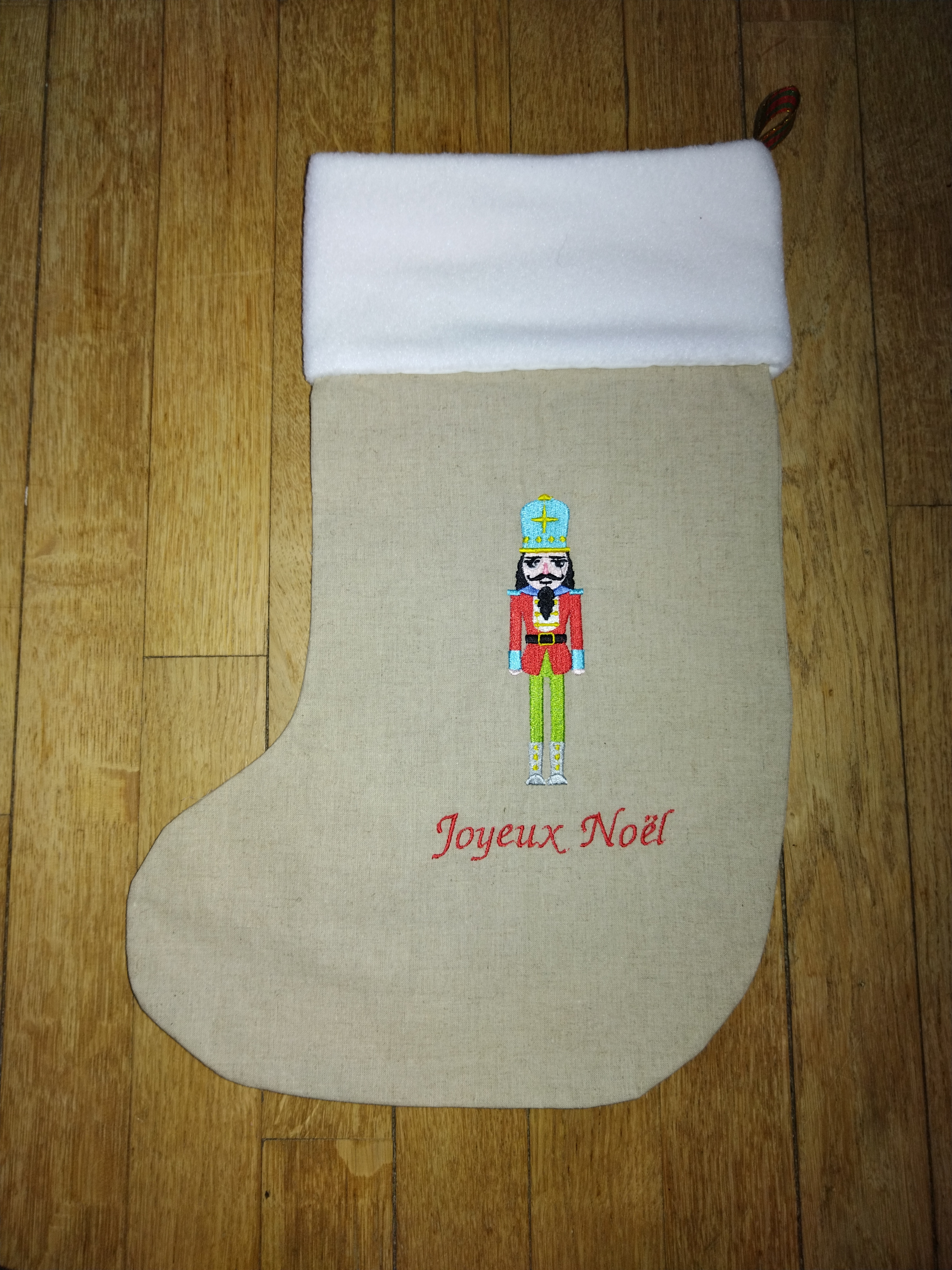 Chaussette de Noël brodée