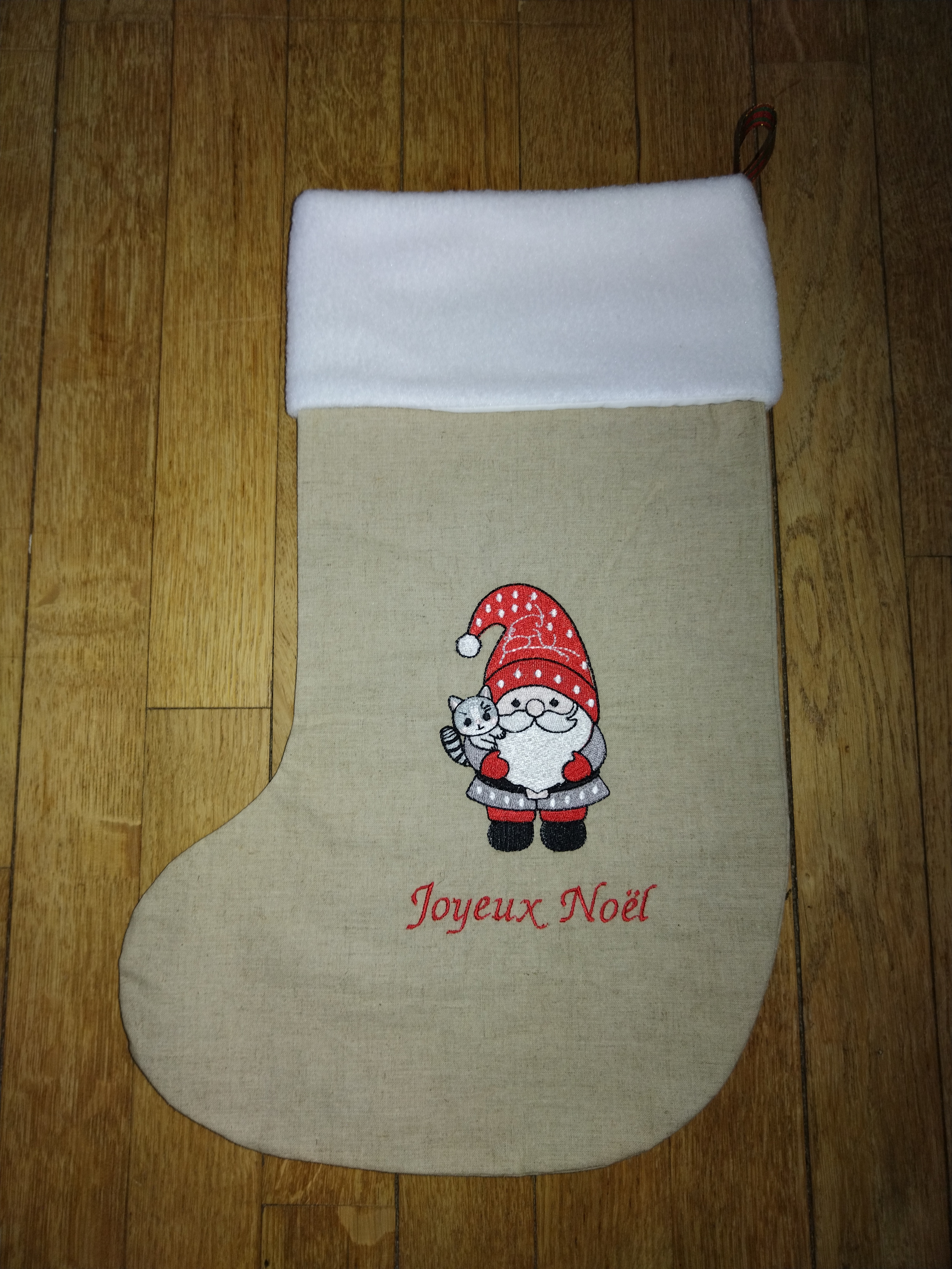 Chaussette de Noël brodée