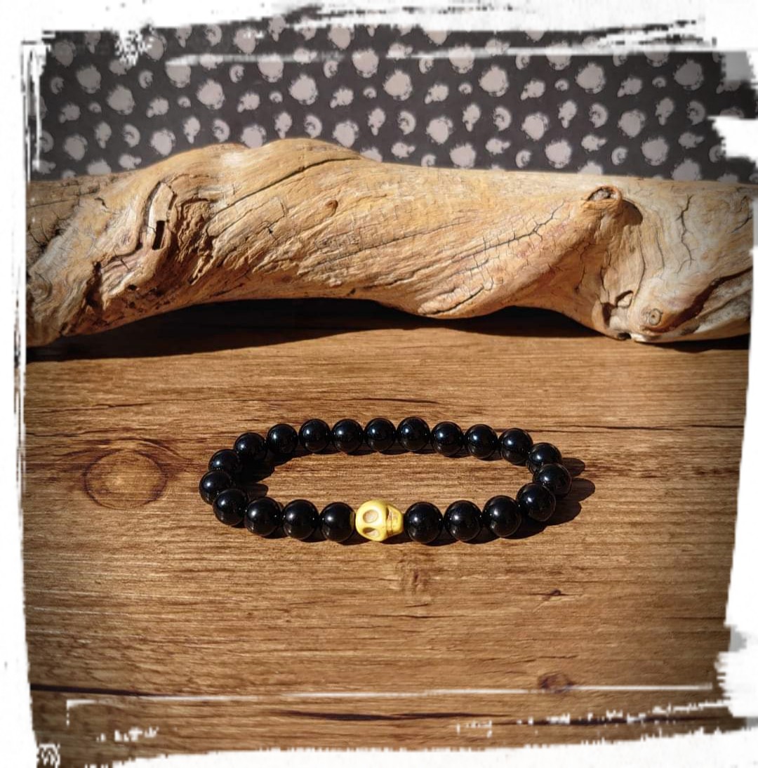 Bracelet Tourmaline noire, perle de Tête de mort