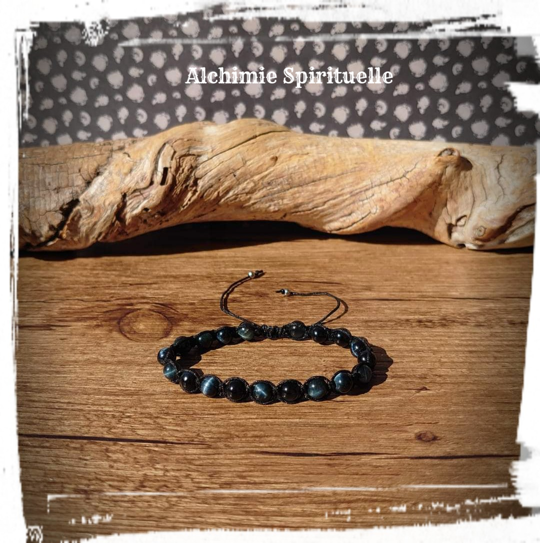 Bracelet macramé Œil de Faucon