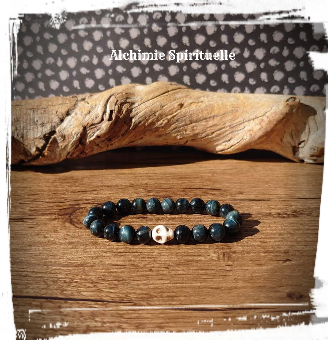 Bracelet Œil de Faucon, perle Tête de mort