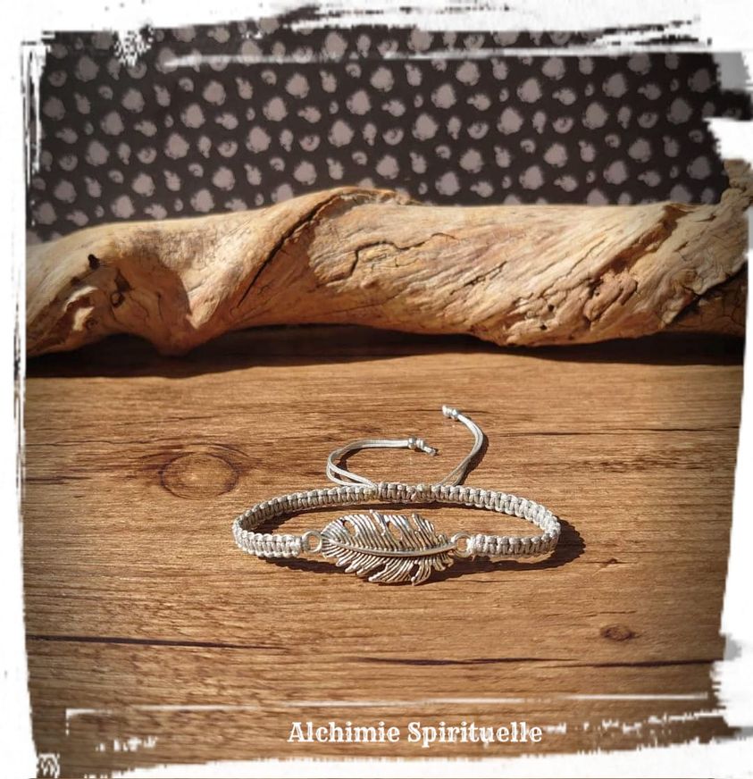 Bracelet macramé, nœud coulissant Plume