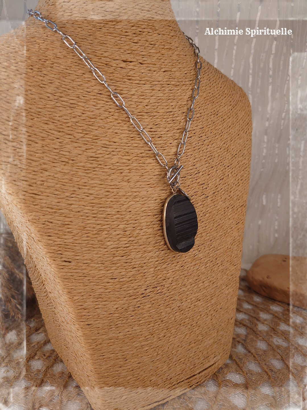 Collier Tourmaline brute, charme arbre de vie