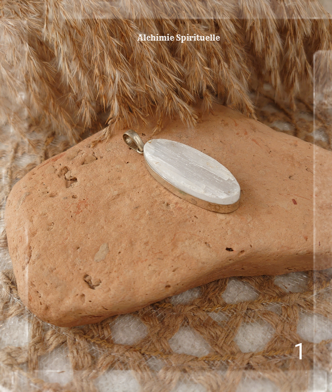 Pendentif Sélénite brute