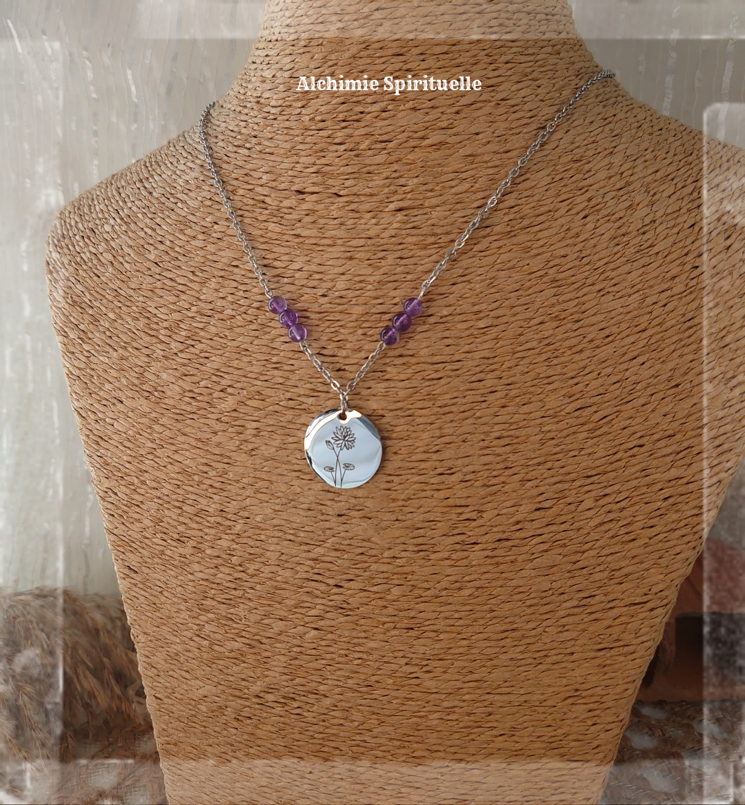 Collier Fleur de naissance Juillet / Nénuphar