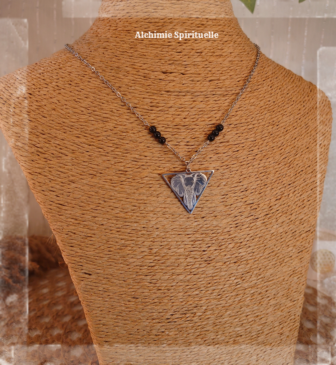 Collier Eléphant triangle