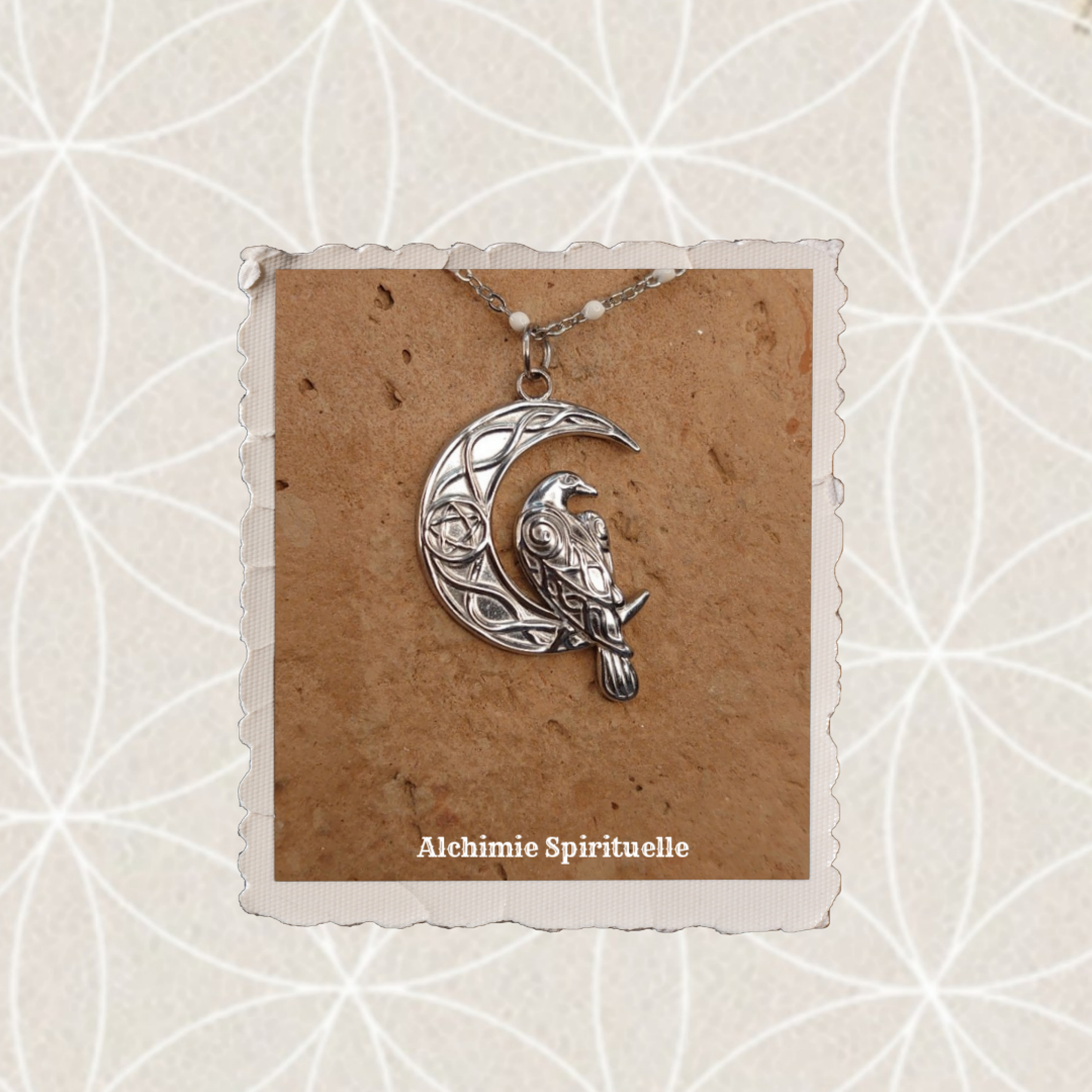 Collier Talisman Lune Corbeau et pentacle