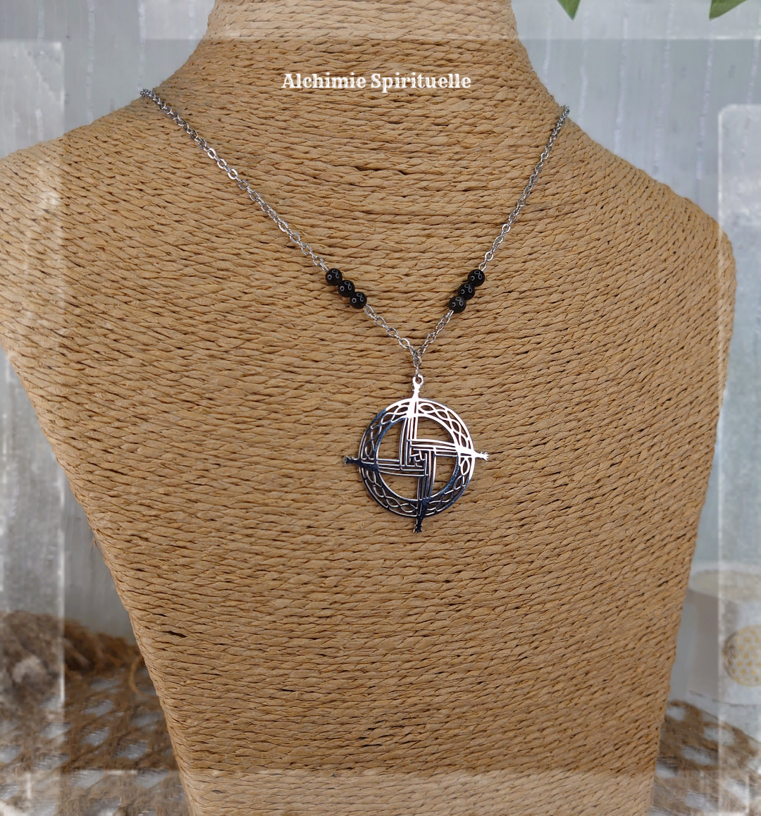 Collier Croix de la Déesse Brigid 