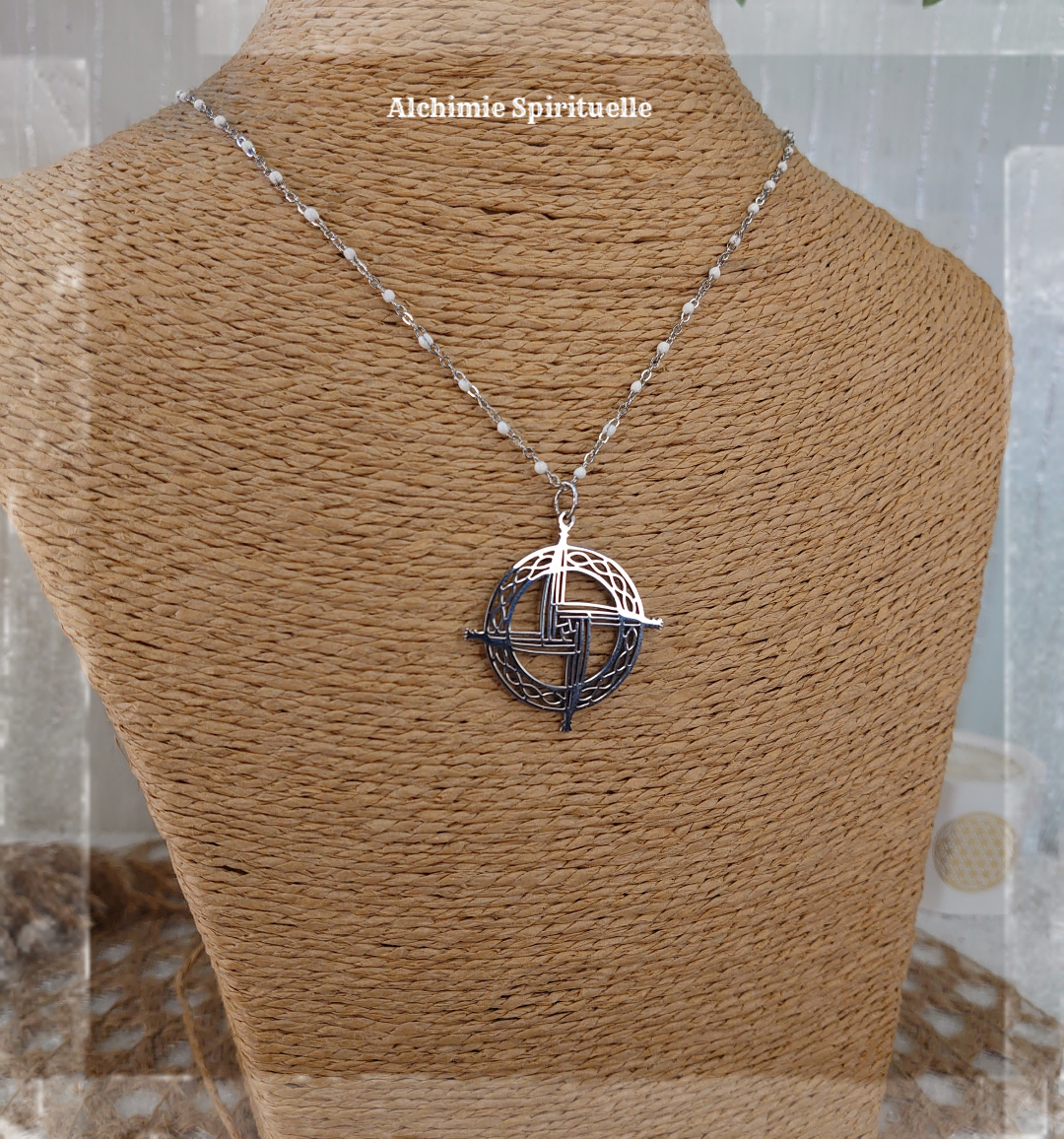 Collier Croix de la Déesse Brigid 