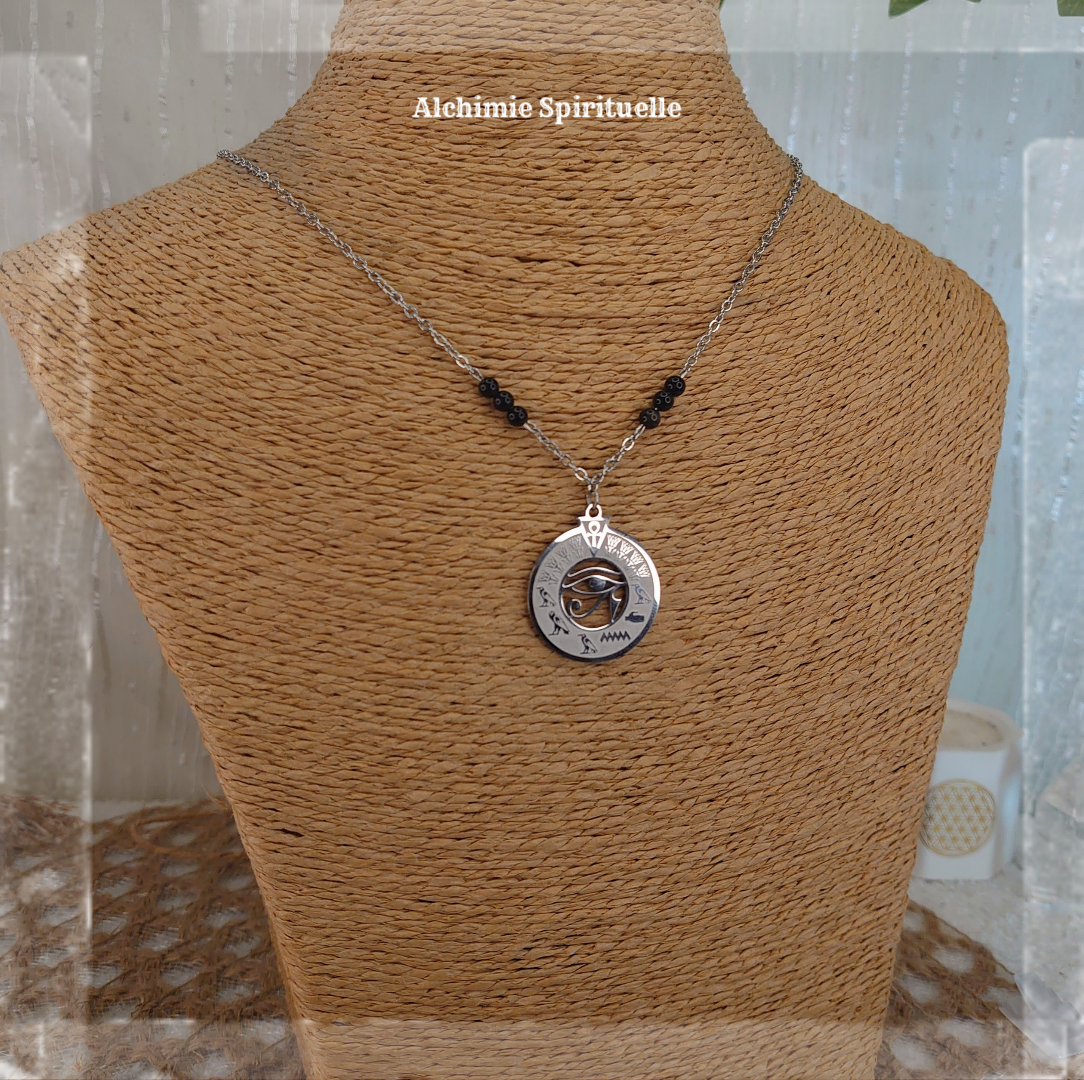 Collier Hiéroglyphe, Œil d'Horus