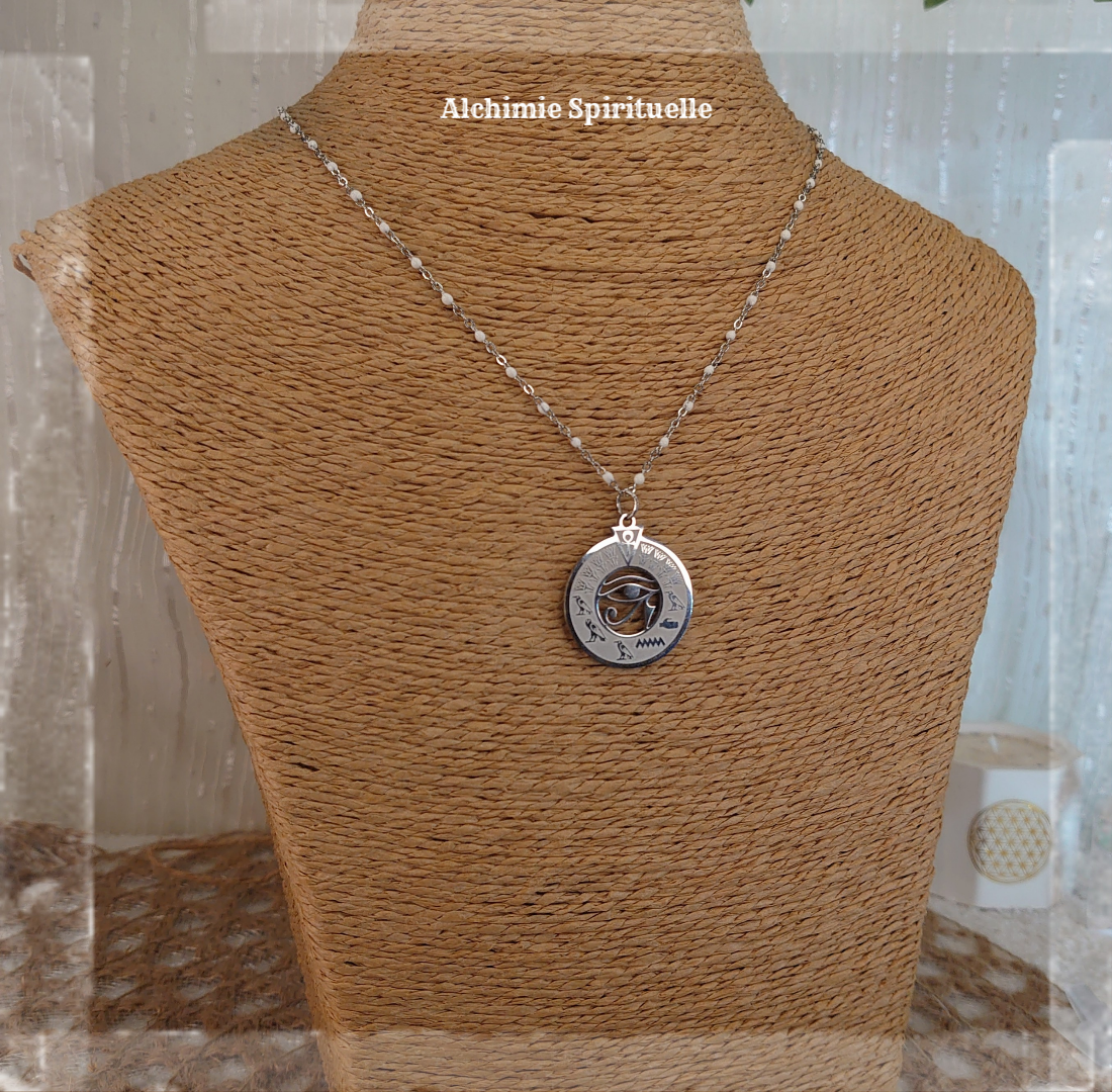 Collier Hiéroglyphe, Œil d'Horus