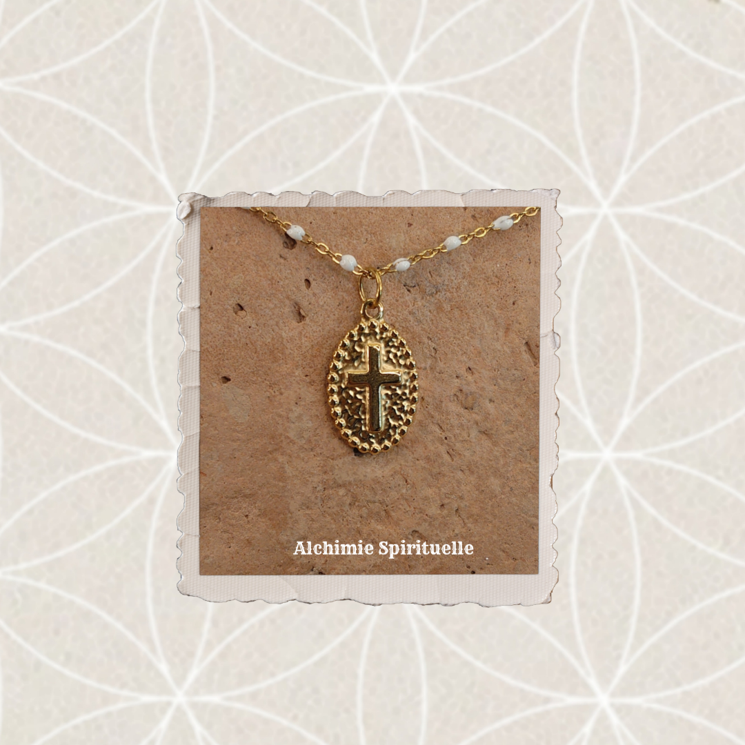 Collier Médaillon Croix