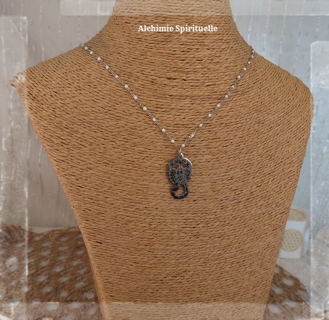 Collier Scorpion