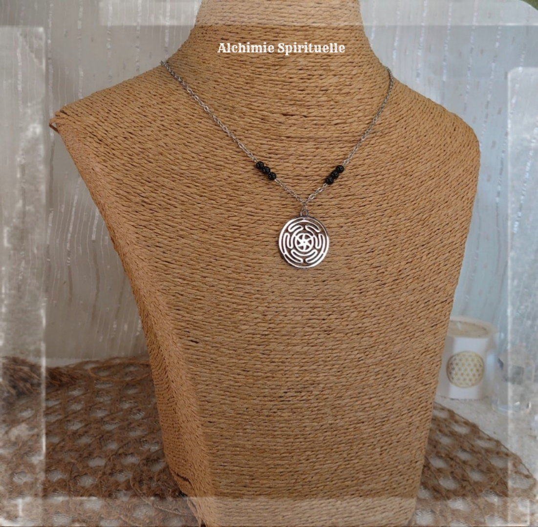 Collier Déesse Hécate
