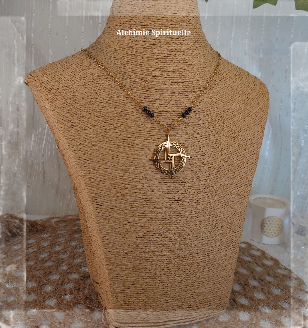 Collier Croix de la Déesse Brigid 