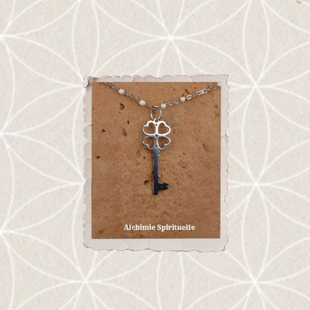 Collier Clé Trèfle à 4 feuilles