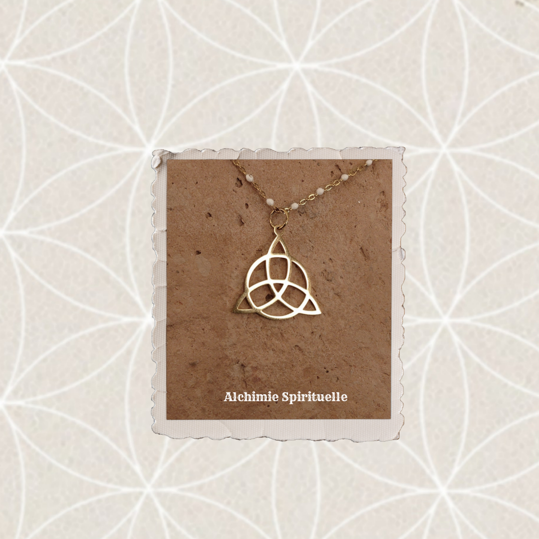 Collier Triquetra 