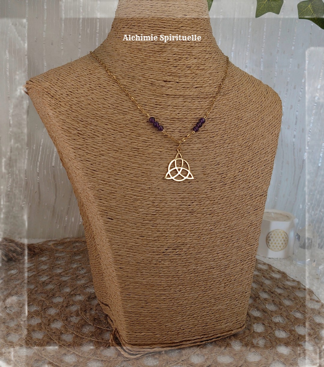 Collier Triquetra 