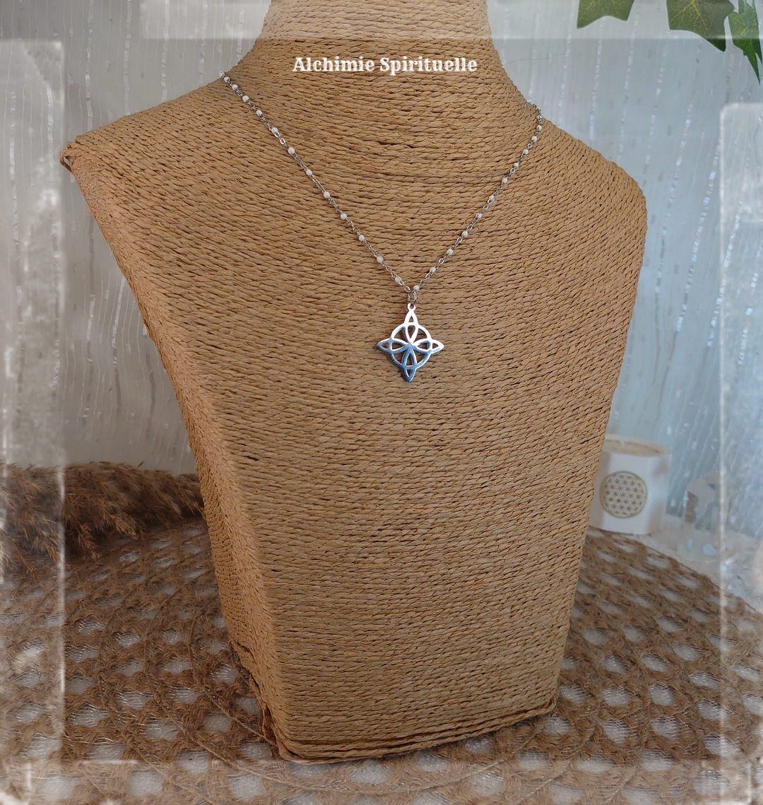 Collier Nœud de Sorcière 