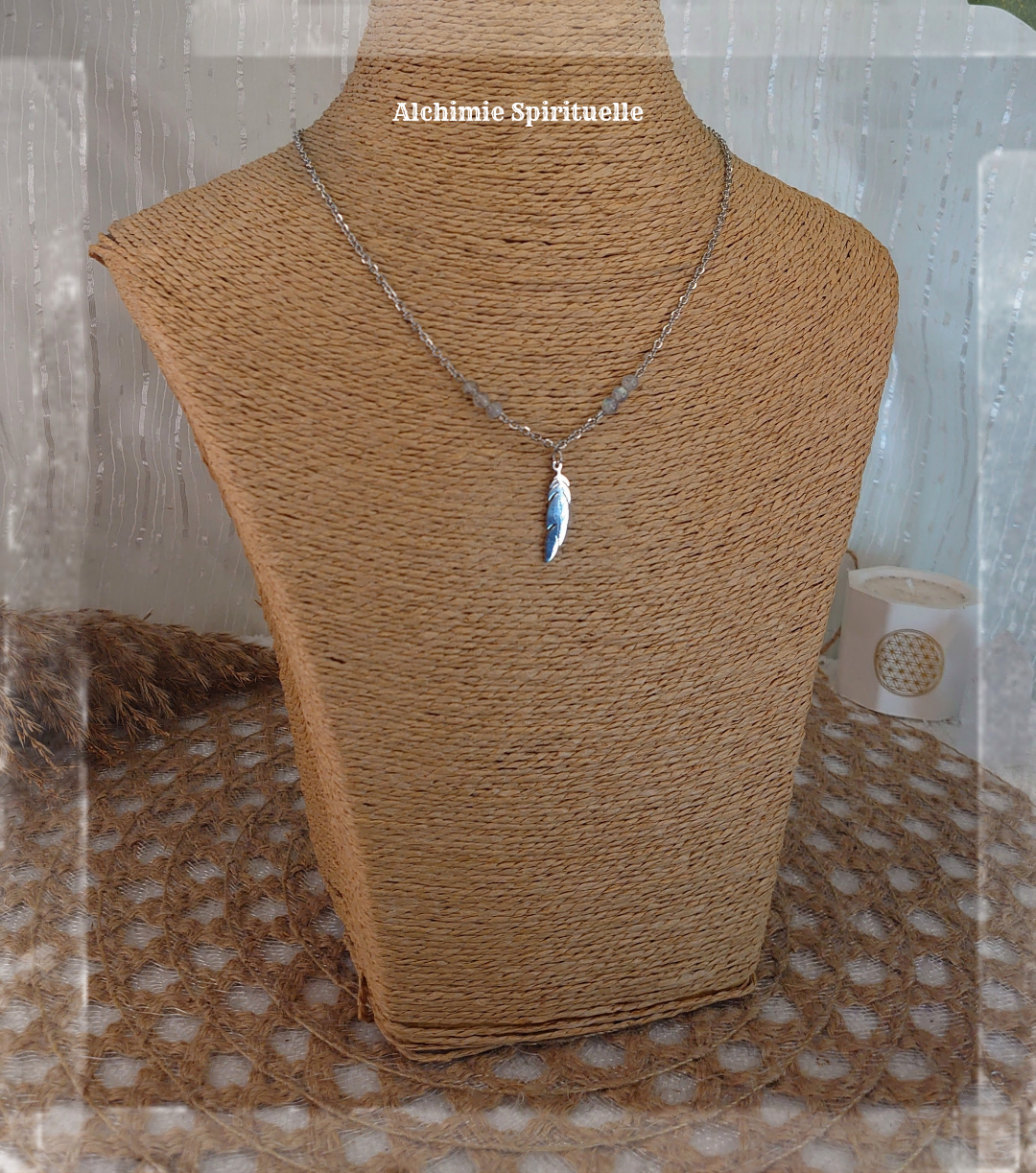 Collier Plume