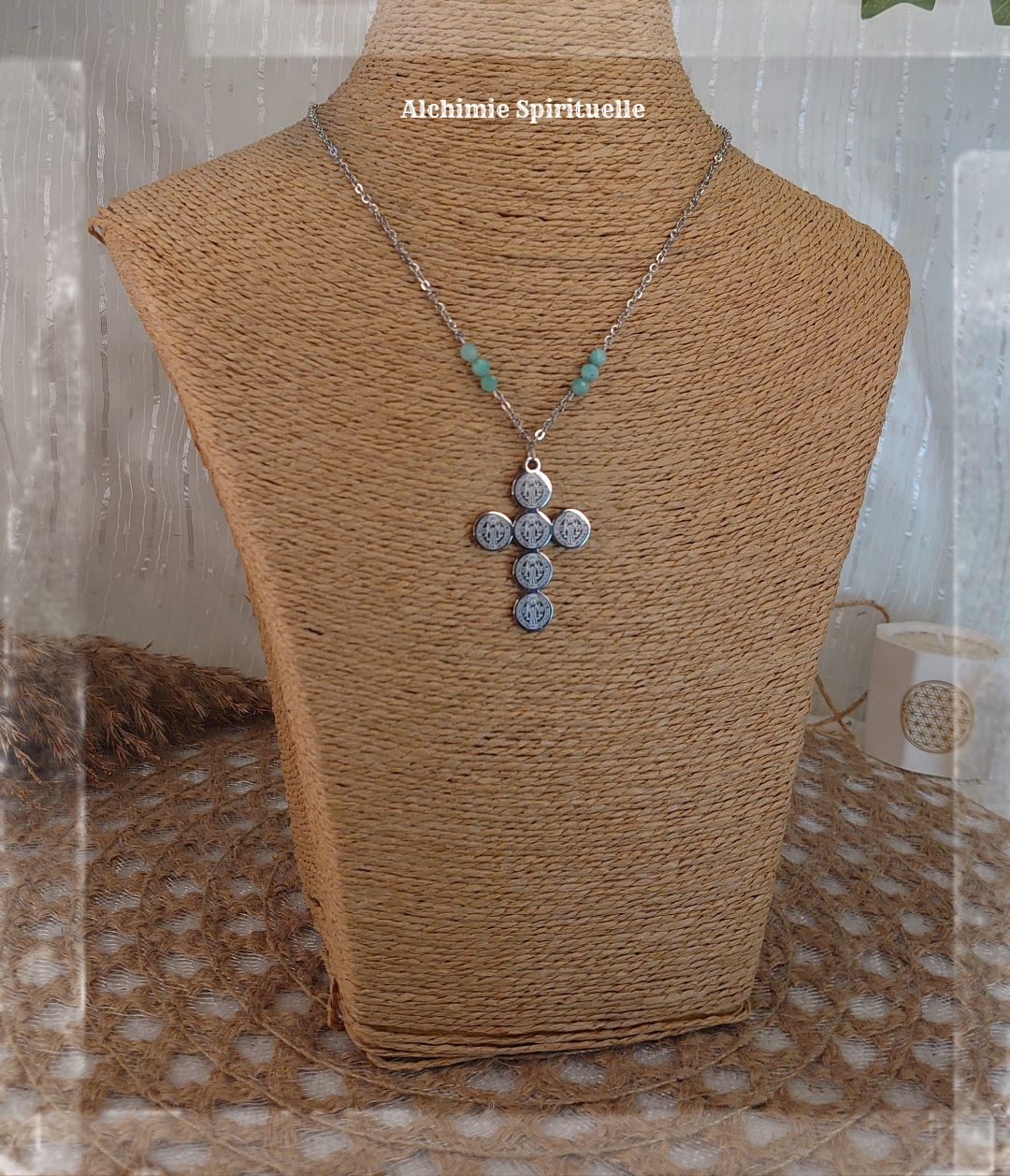 Collier Croix Saint Benoît