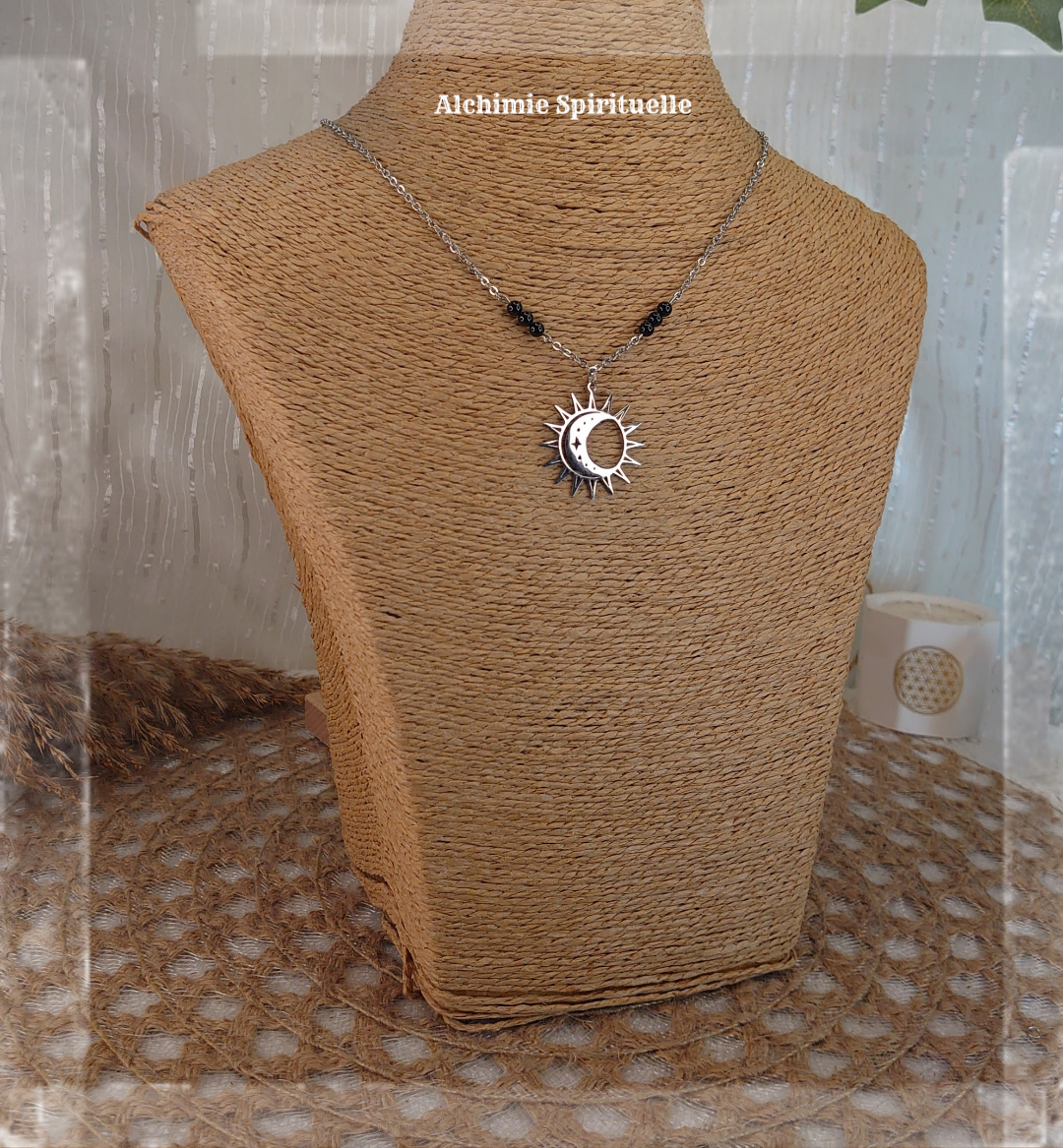 Collier Eclipse