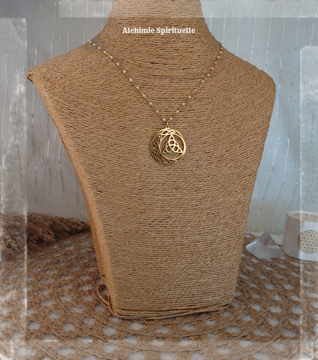 Collier Lune Triquetra