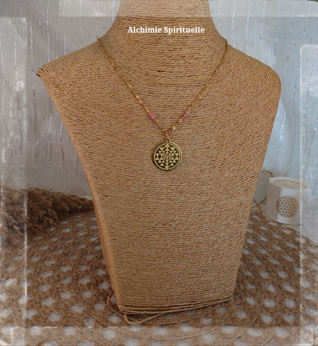 Collier Médaillon Sri Yantra