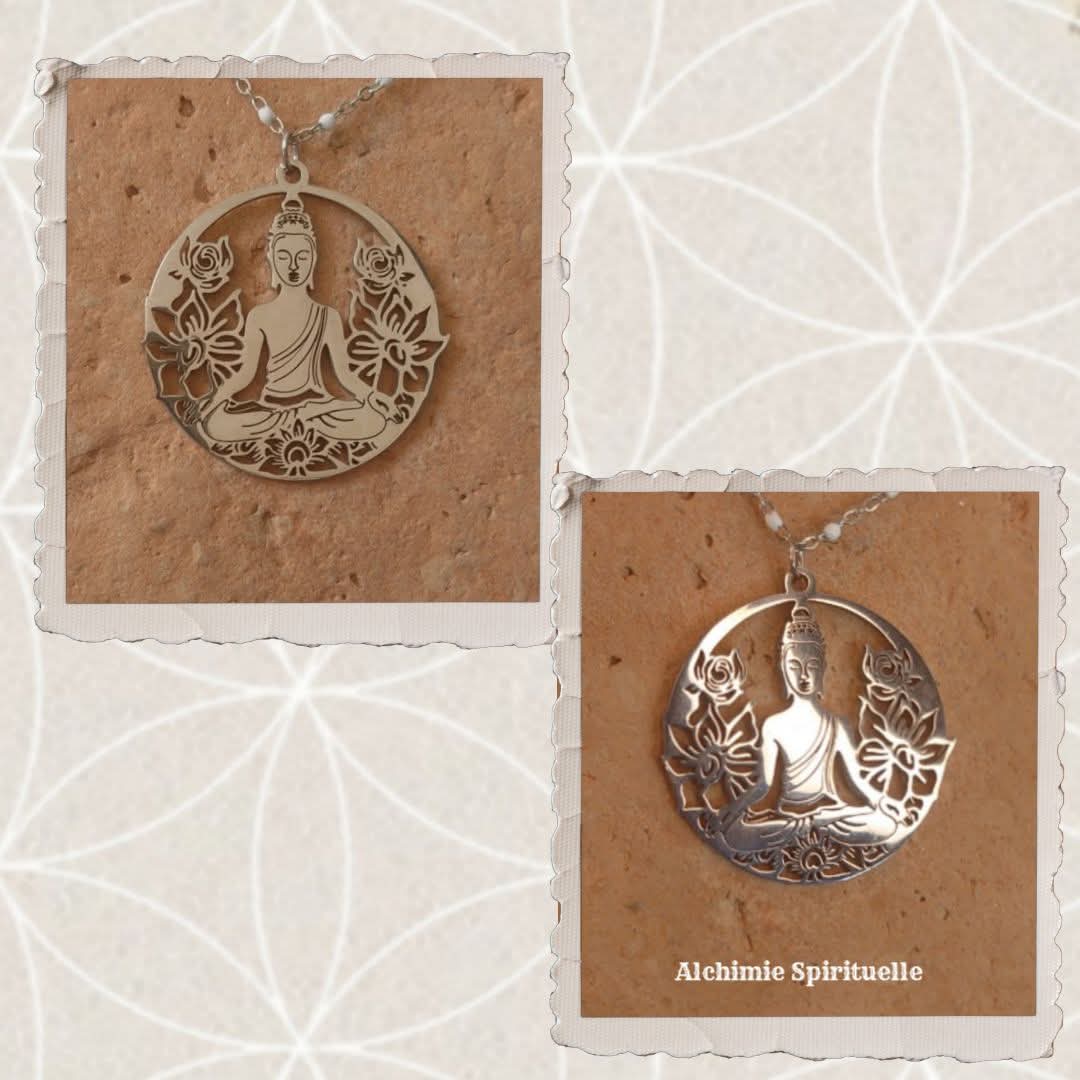 Collier Bouddha et ses fleurs