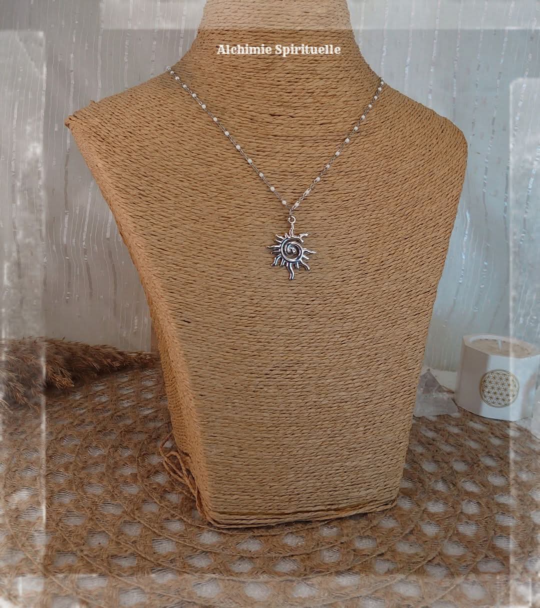 Collier Soleil en Spirale