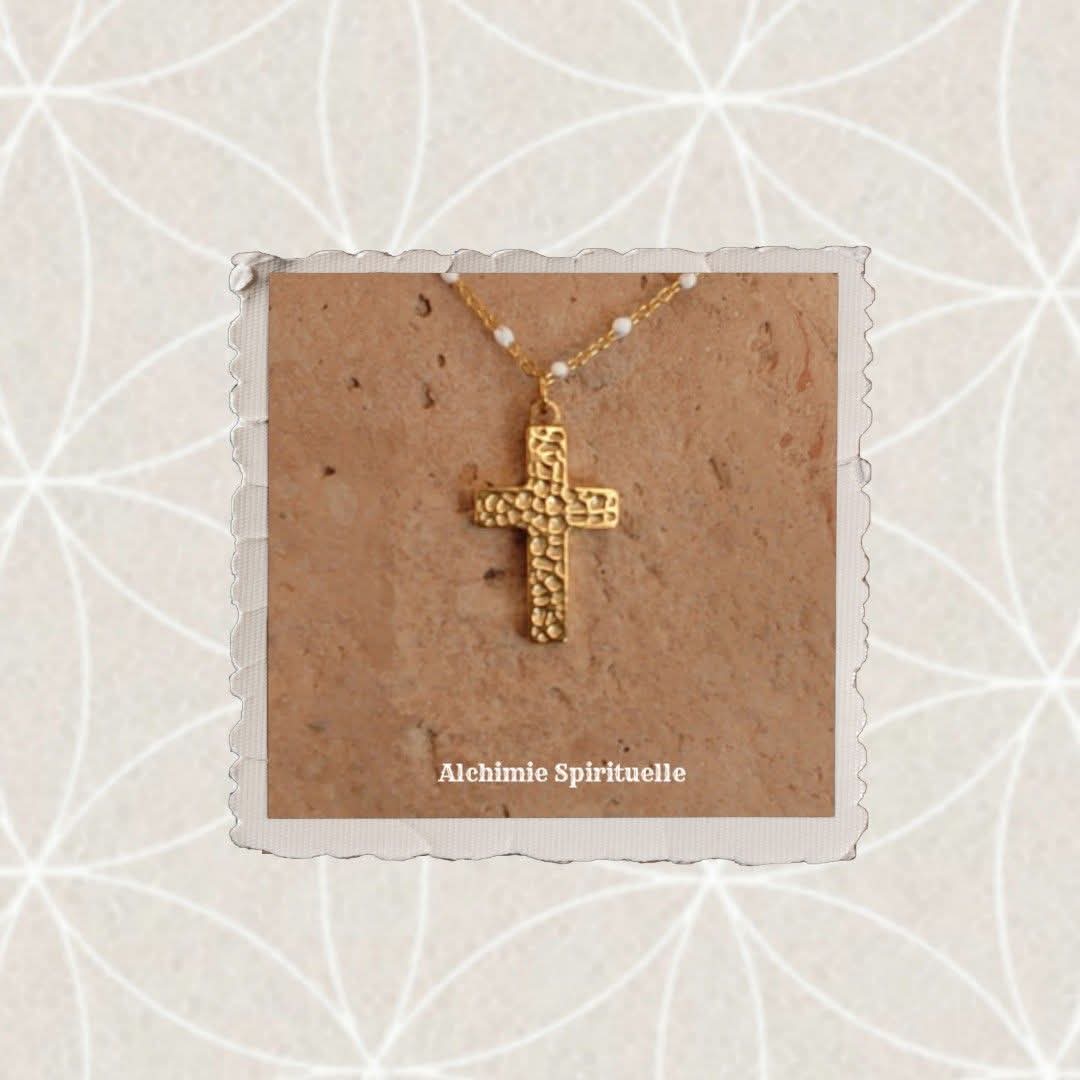 Collier Croix martelée