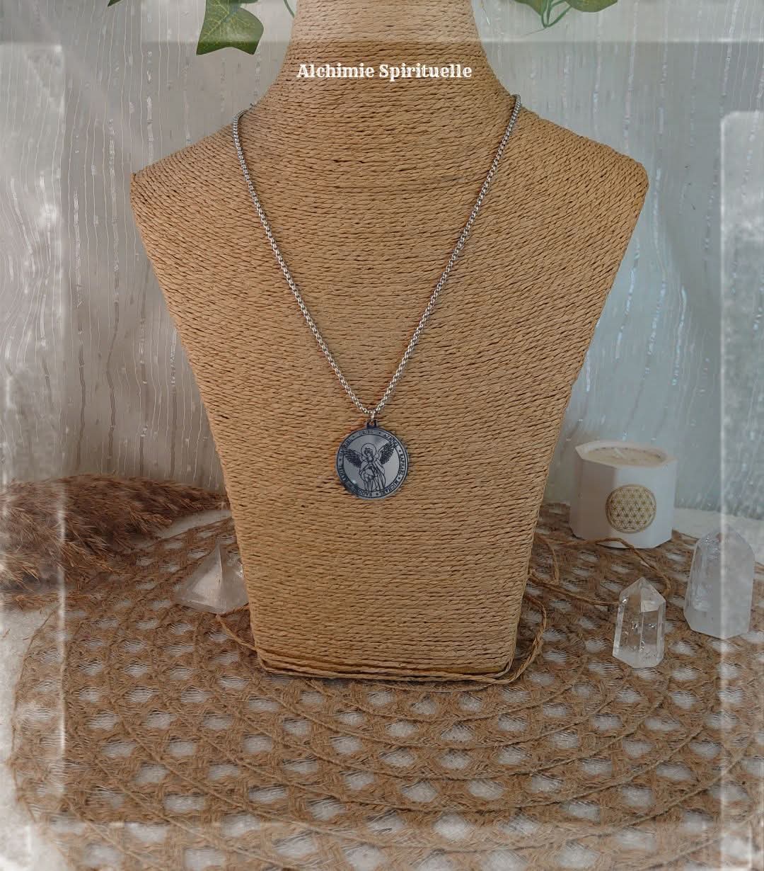 Collier Archange Uriel