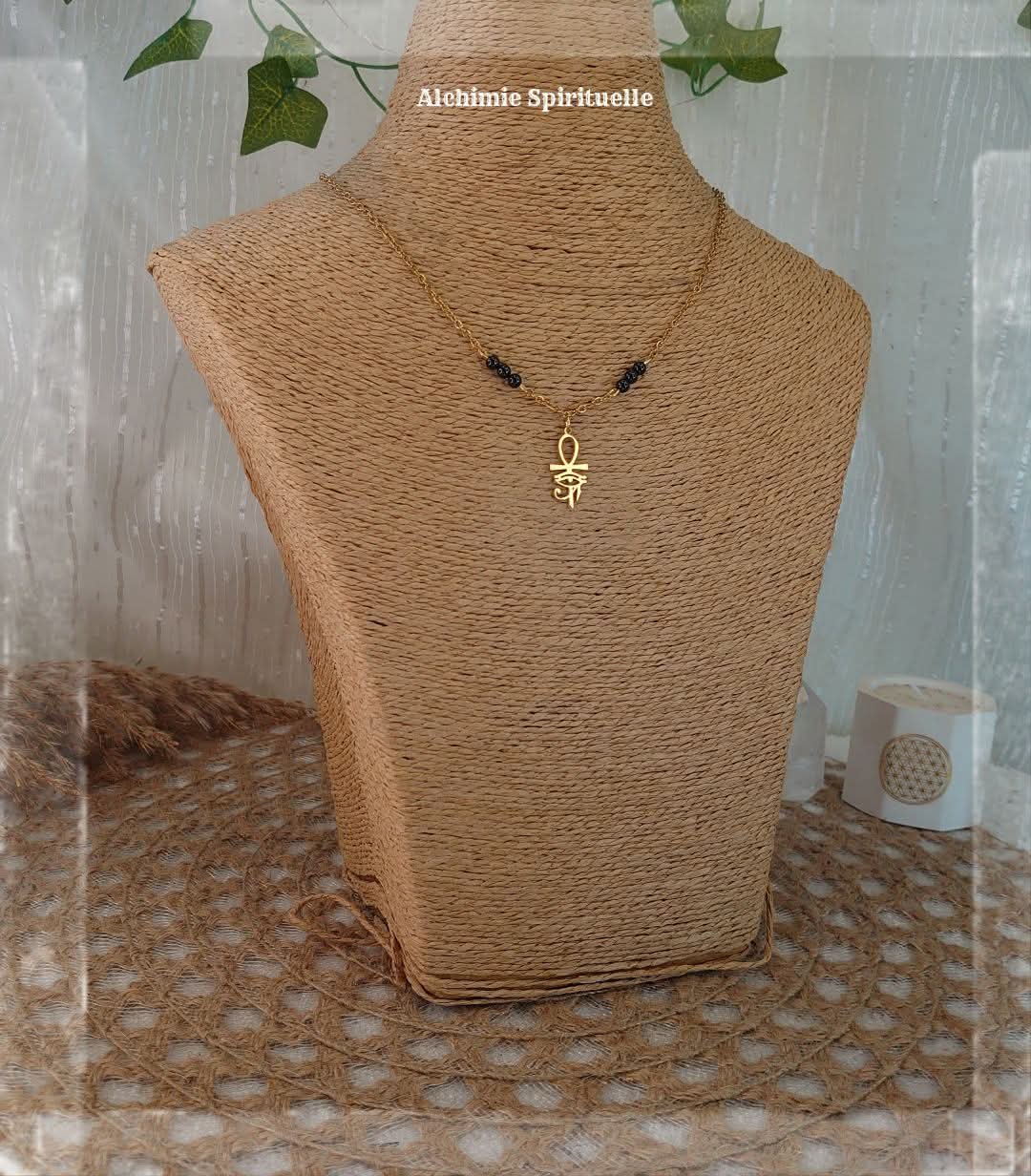 Croix égyptienne et Œil d'Horus