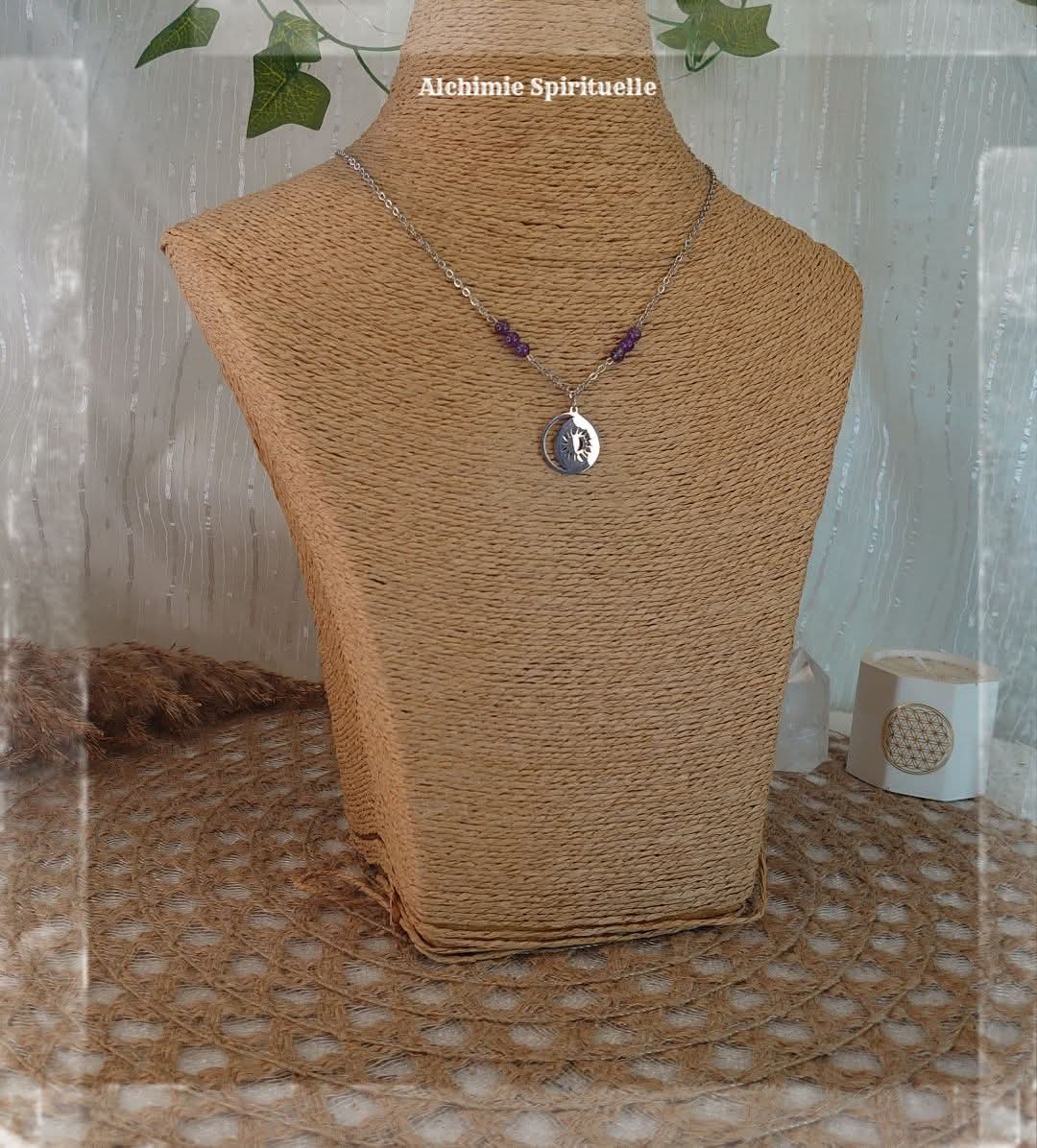 Collier Médaillon Lune et soleil