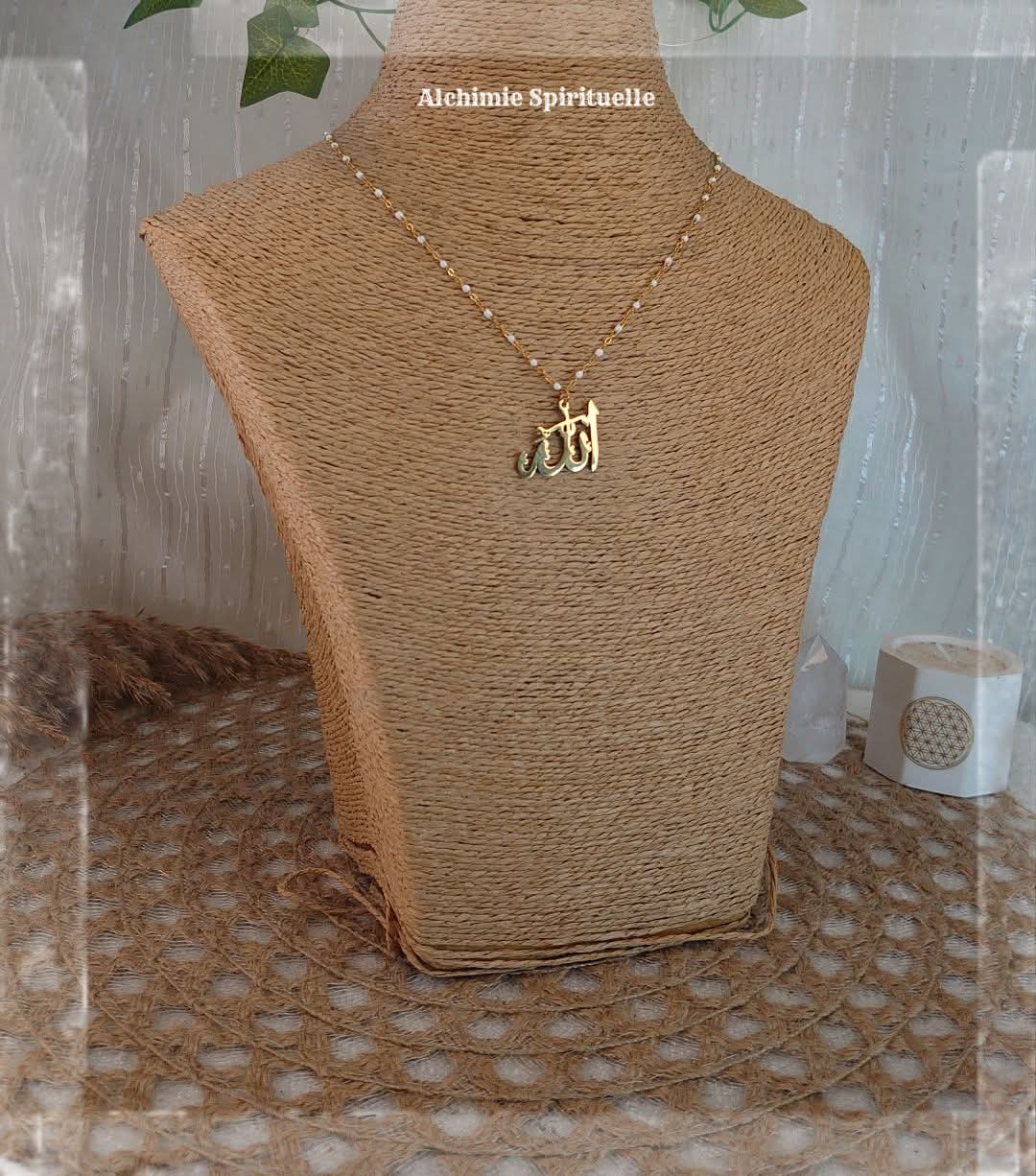 Collier Allah
