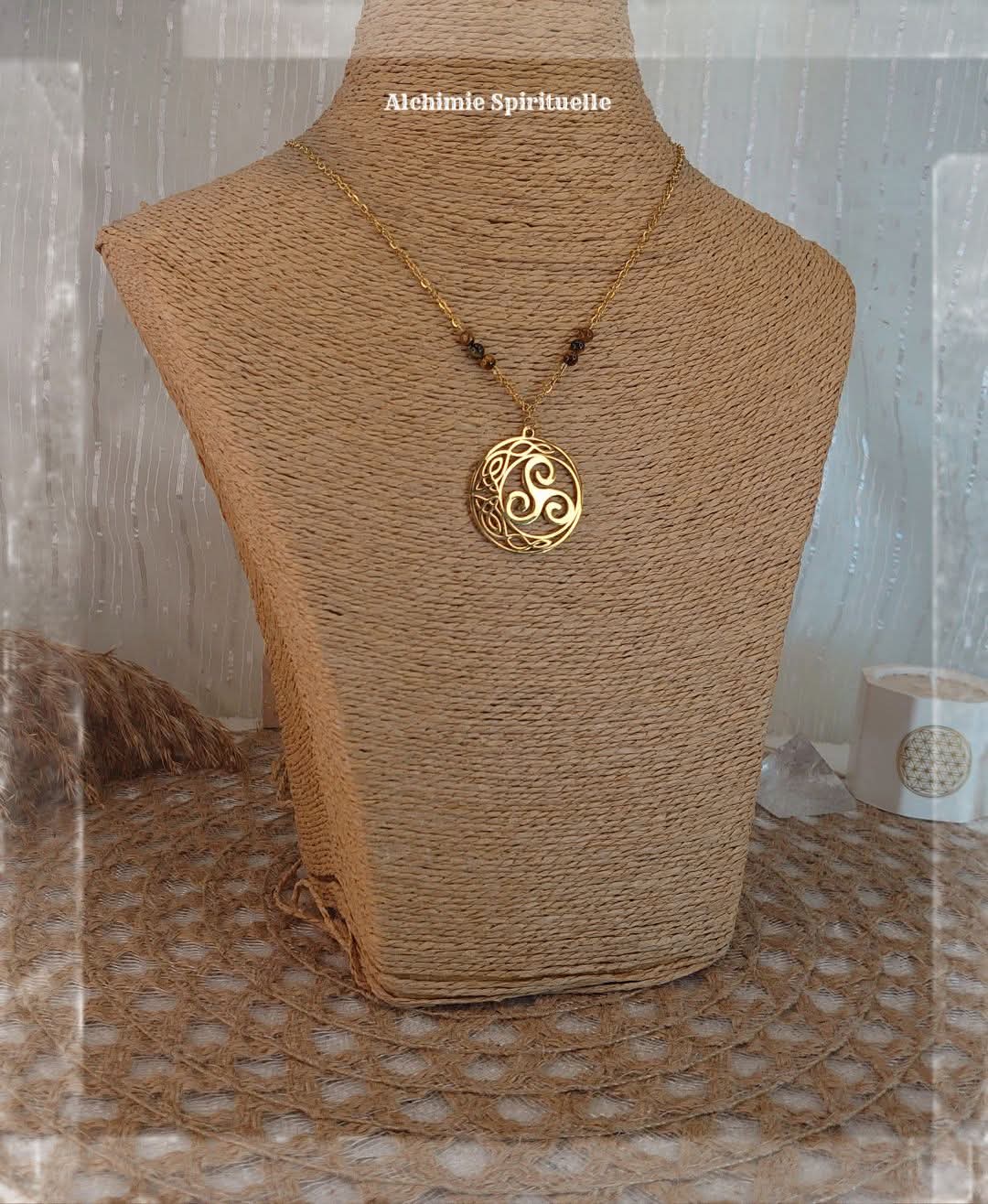 Collier Lune Triskel