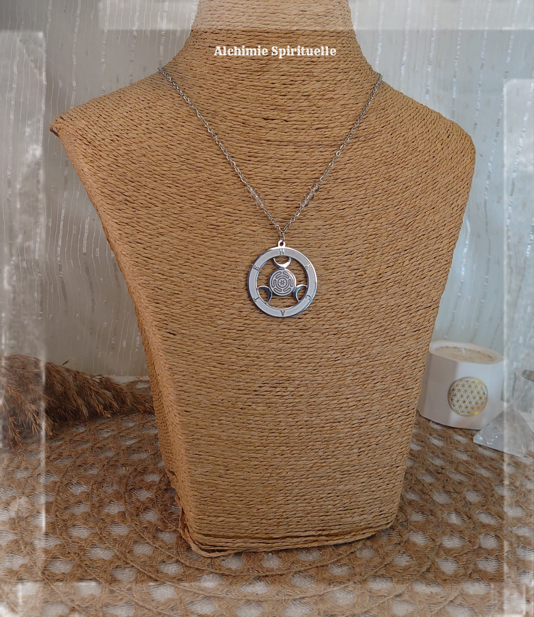 Collier Déesse Hécate