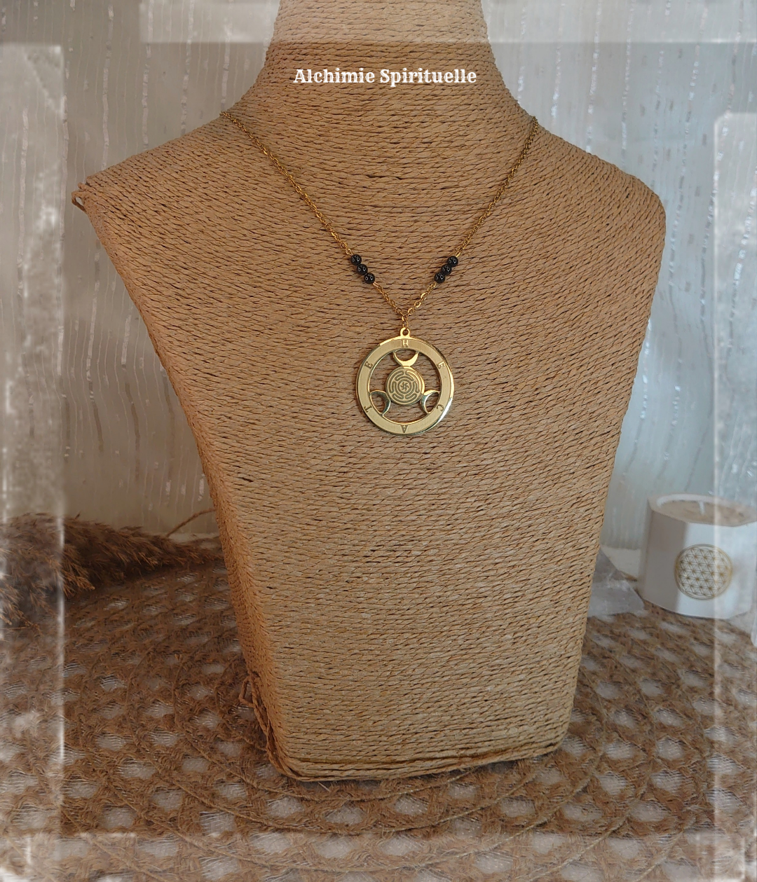 Collier Déesse Hécate
