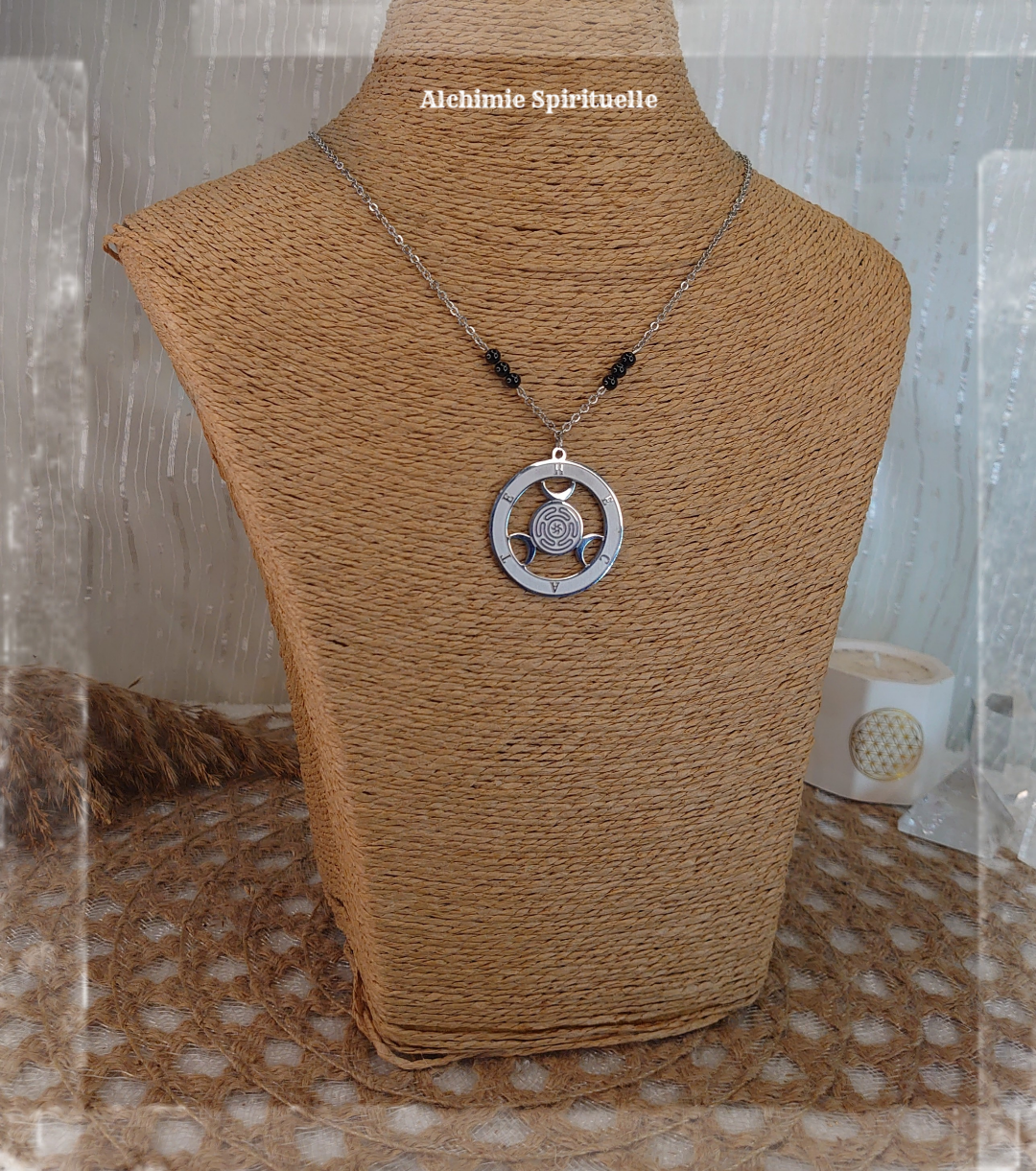 Collier Déesse Hécate