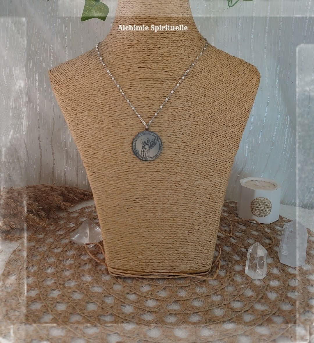 Collier Archange Haniel