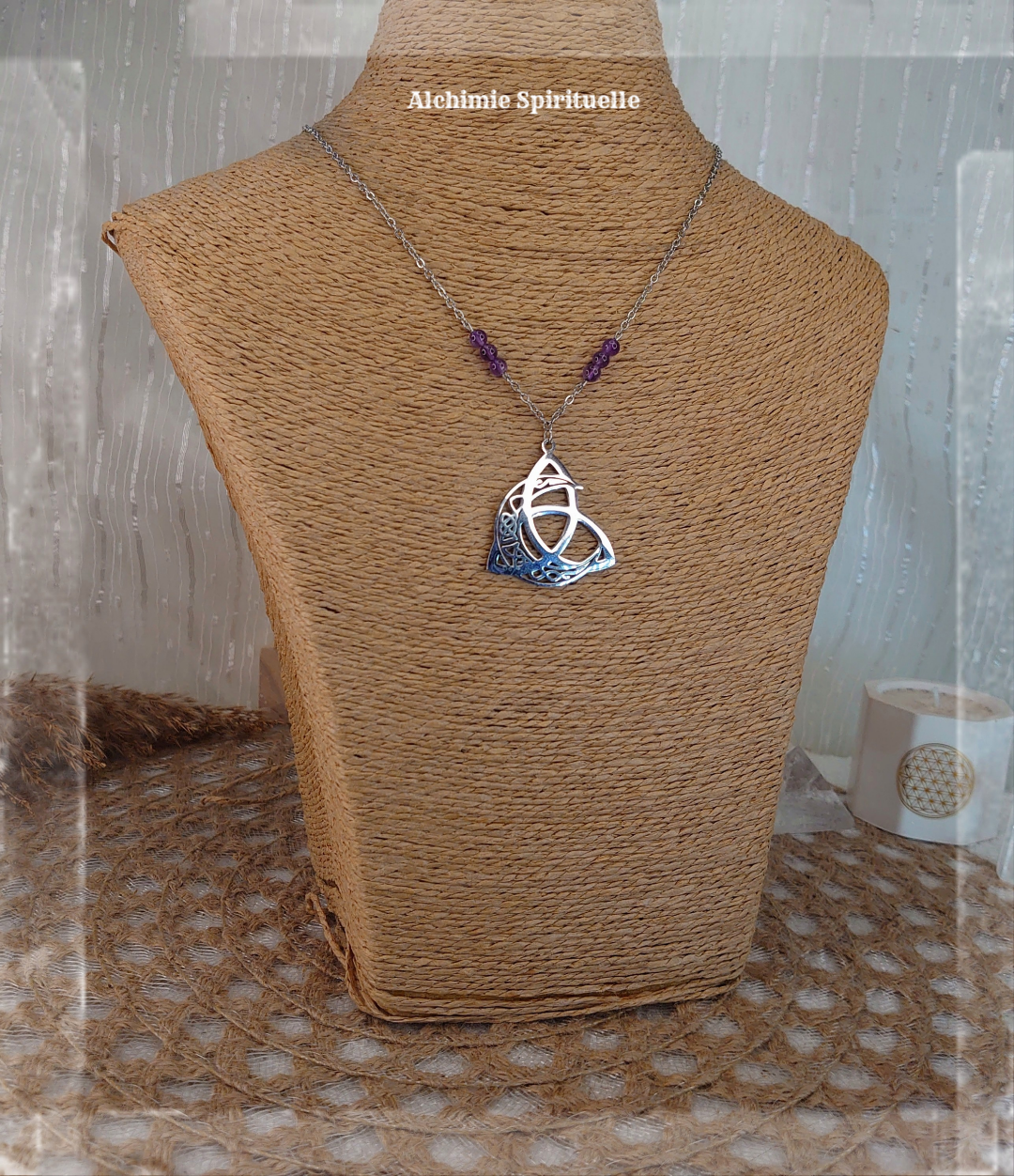 Collier Lune Triquetra