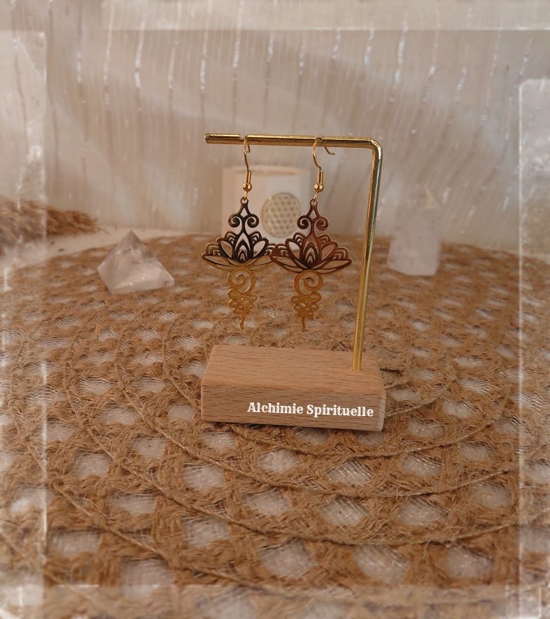 Boucles d'oreille Unalome Fleur de Lotus