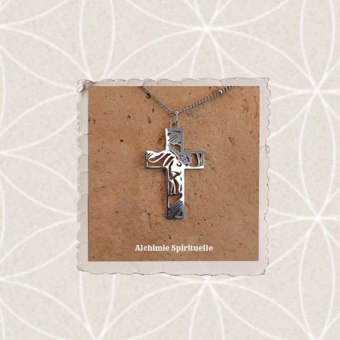 Collier Croix Jésus