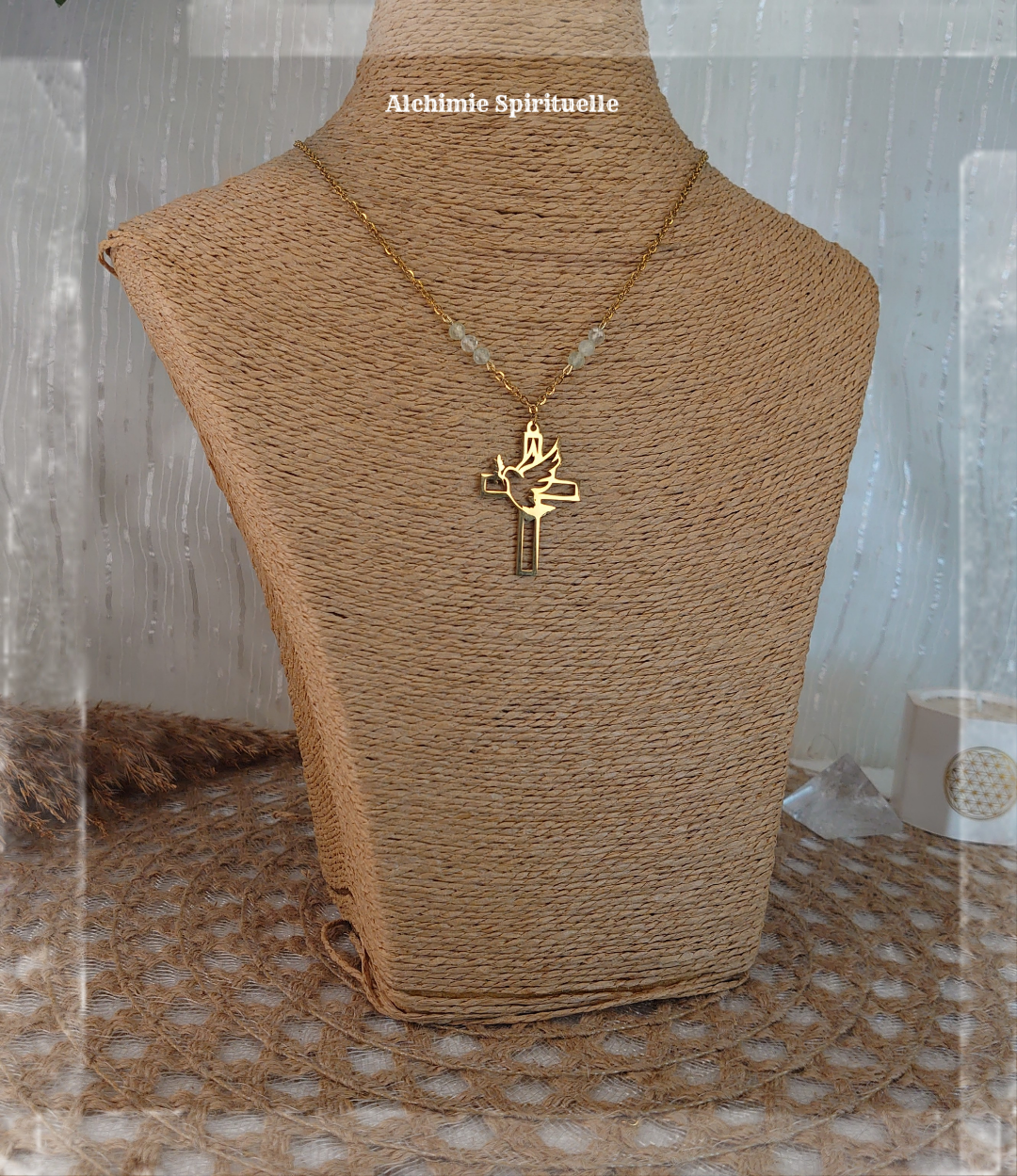 Collier Croix Colombe de la Paix