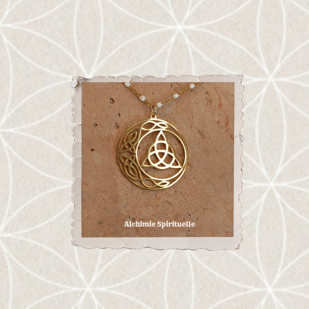 Collier Lune Triquetra