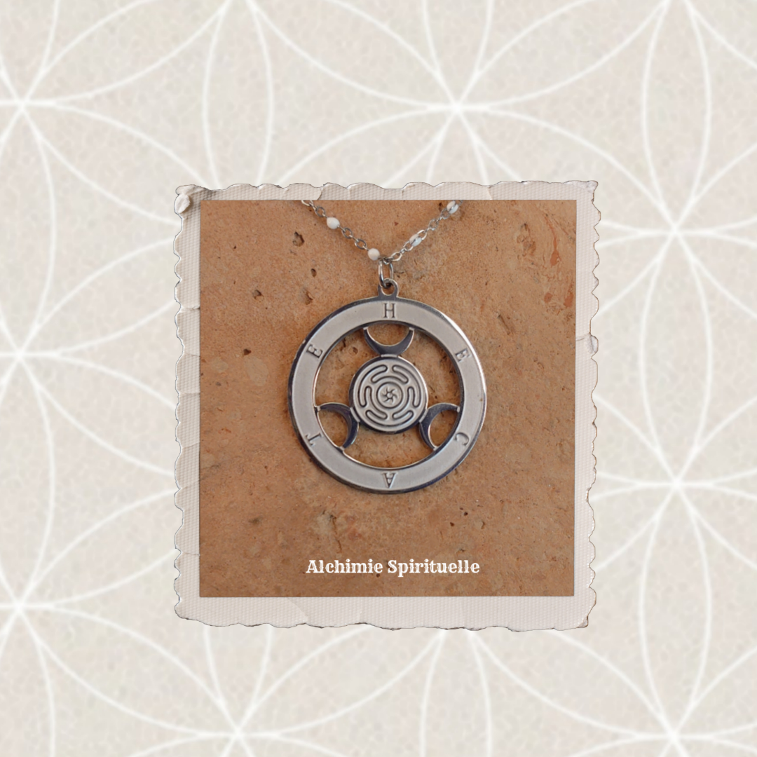 Collier Déesse Hécate