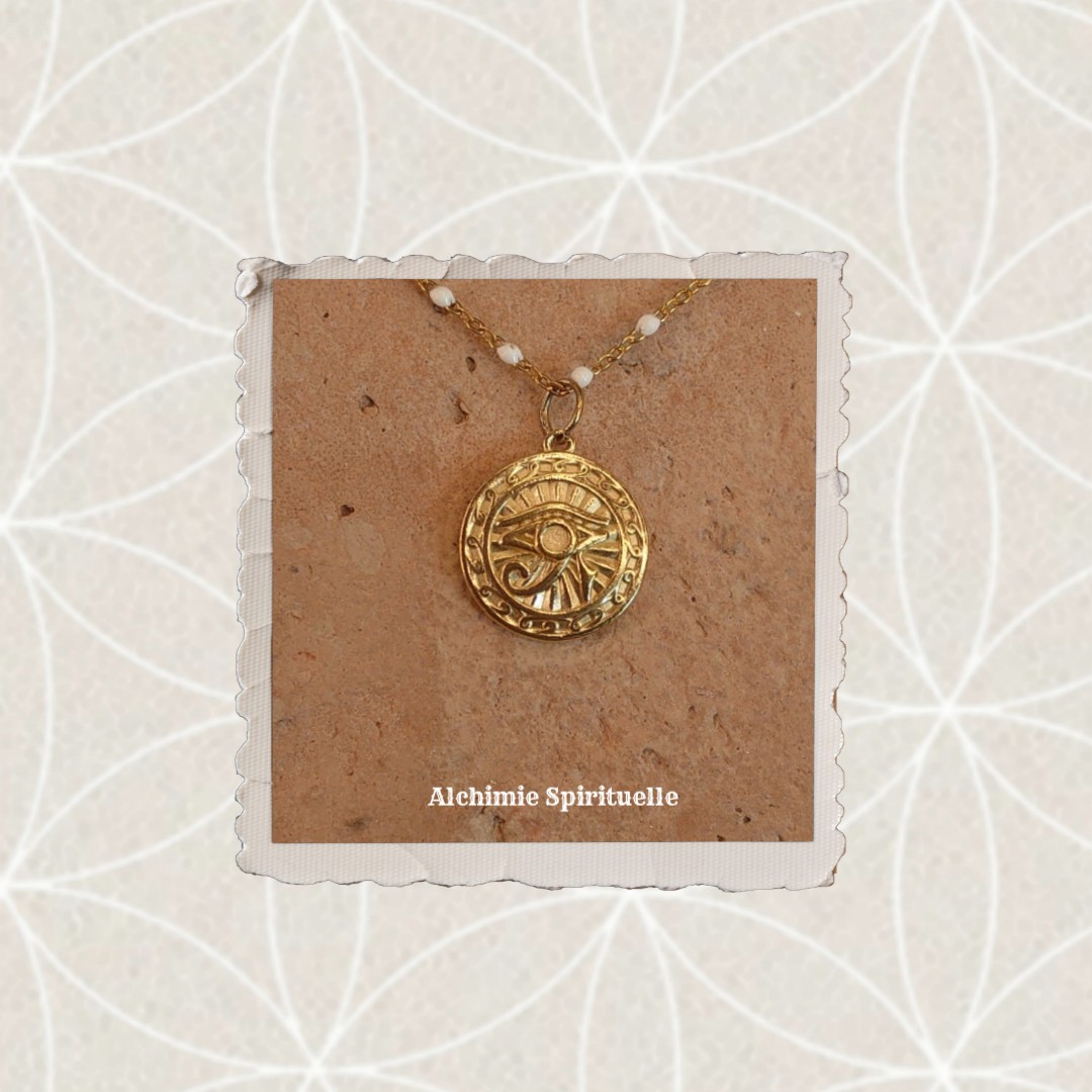 Collier Médaillon Œil d'Horus